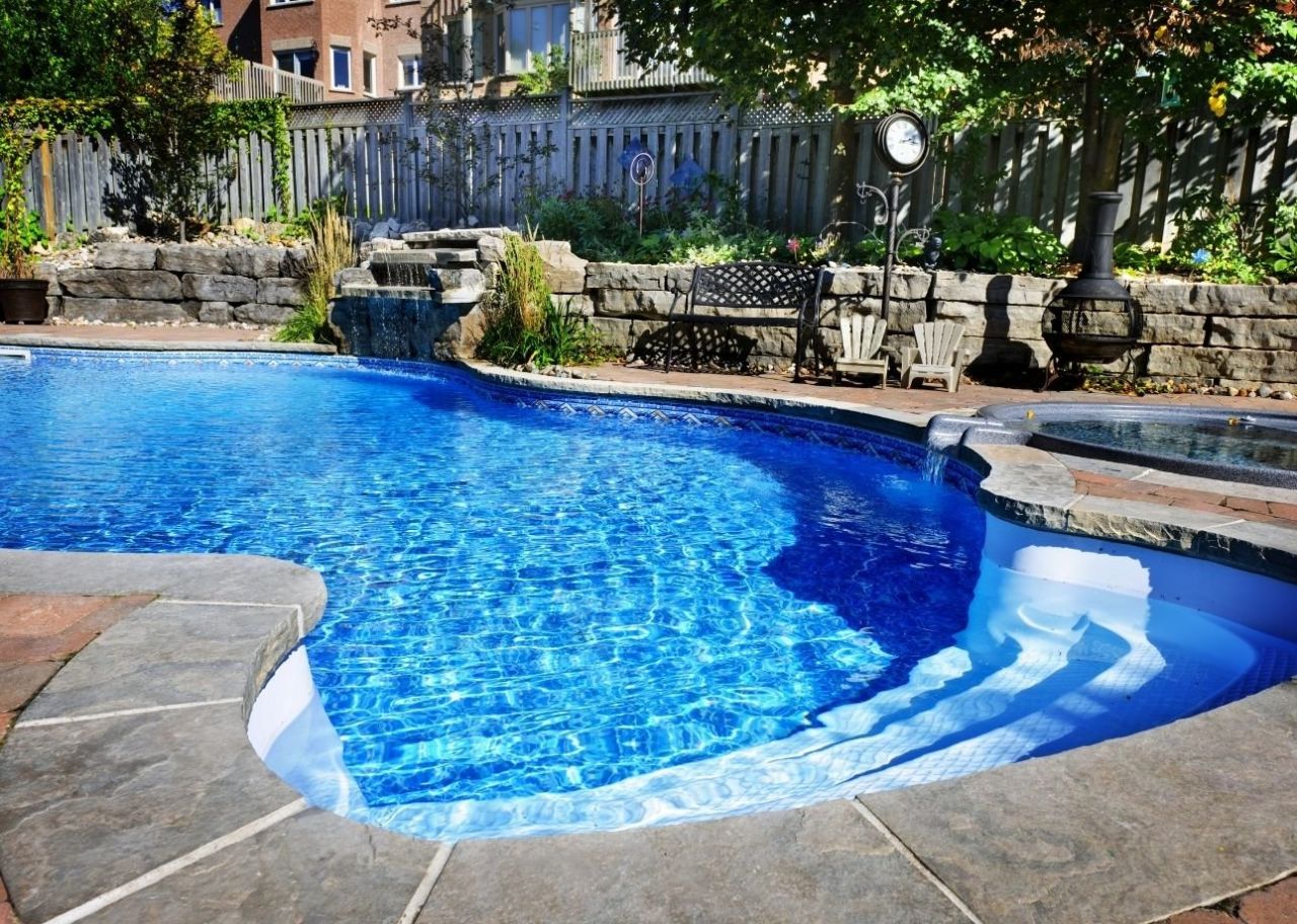 How to Store Pool Materials?